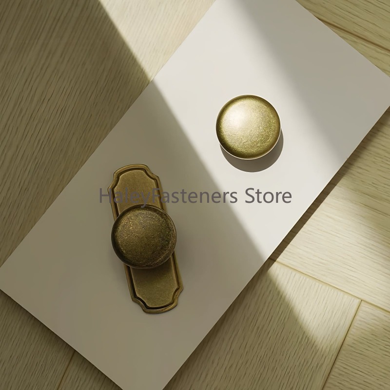 Furniture Hardware With Backplate - Orta yüzyıl antika pirinç dolap kolları,